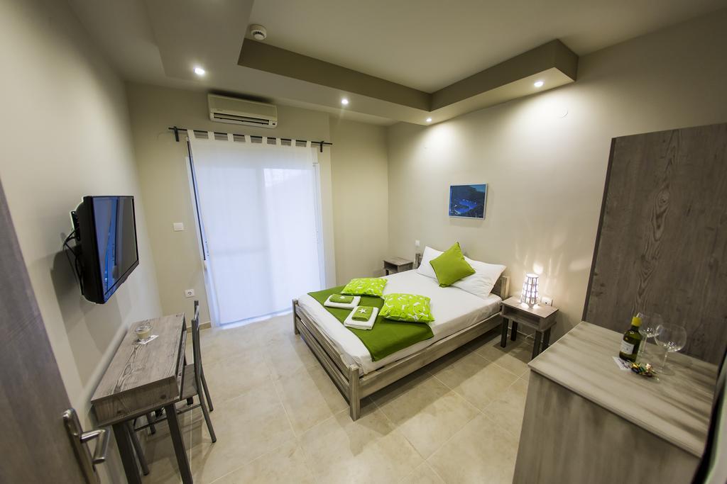 Zonita Guest House Nea Plagia Exterior photo