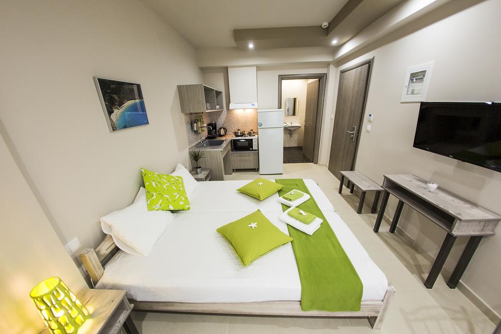 Zonita Guest House Nea Plagia Exterior photo